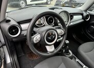 Mini Cooper Hatchback 1,6 l 88 kw
