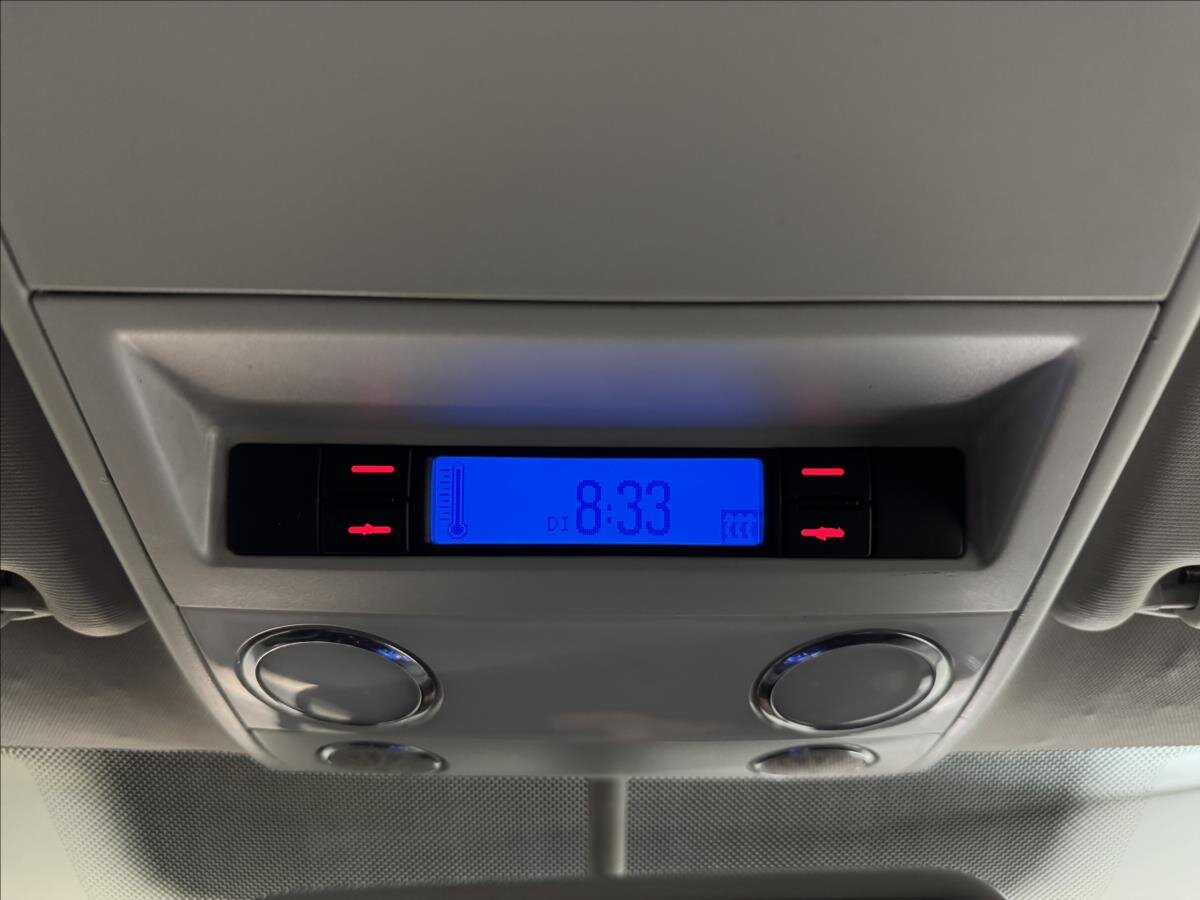 Volkswagen Transporter Kombi 3,2 l 173 kw