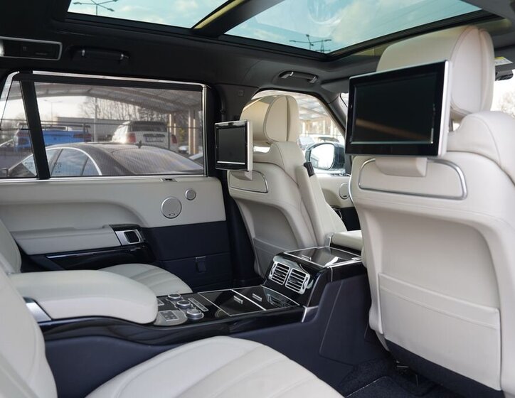 Land Rover Range Rover SUV / Terénní 4,4 l 250 kw