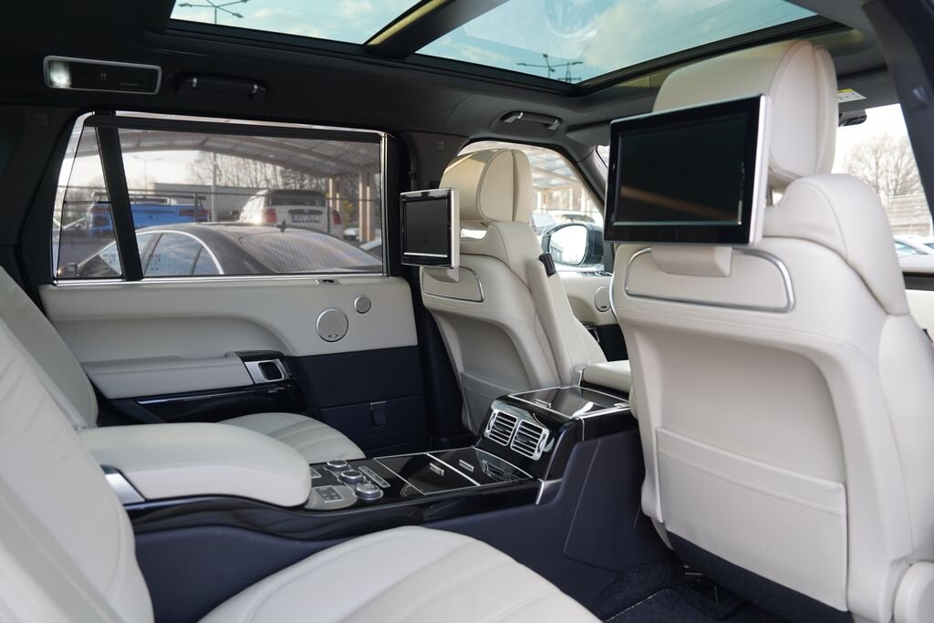 Land Rover Range Rover SUV / Terénní 4,4 l 250 kw