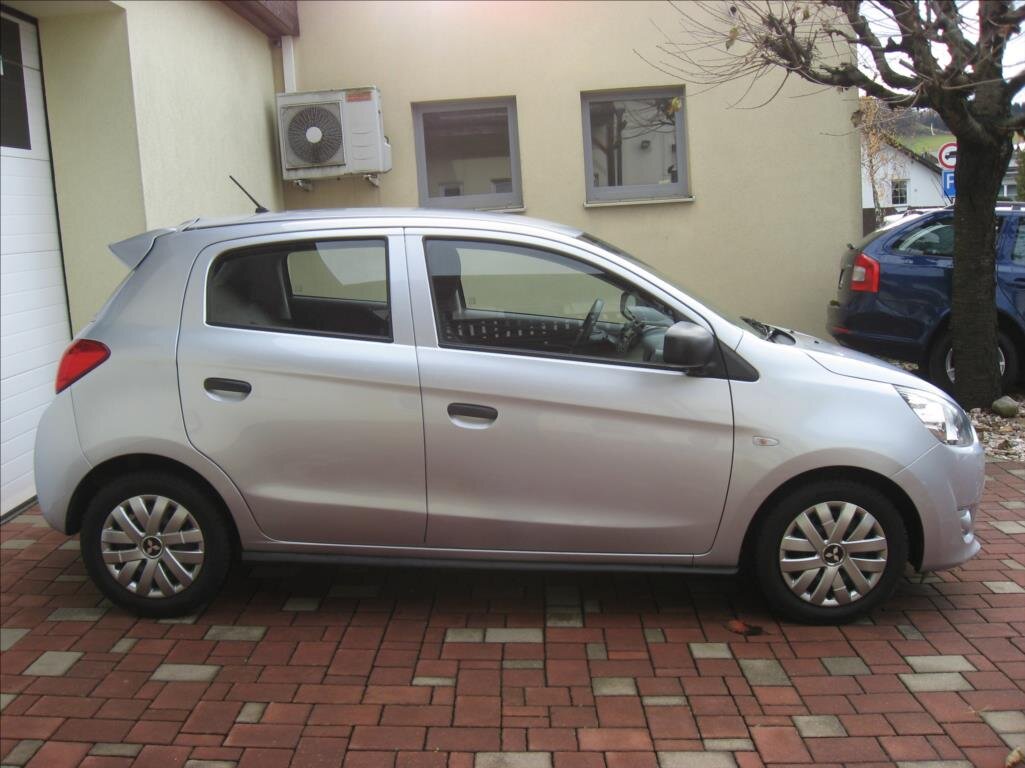 Mitsubishi Space Star Hatchback 999,0 52 kw