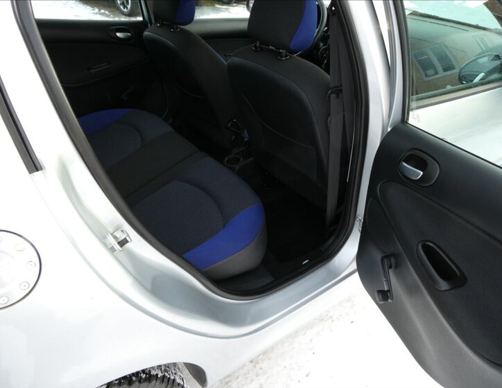 Peugeot 206 22