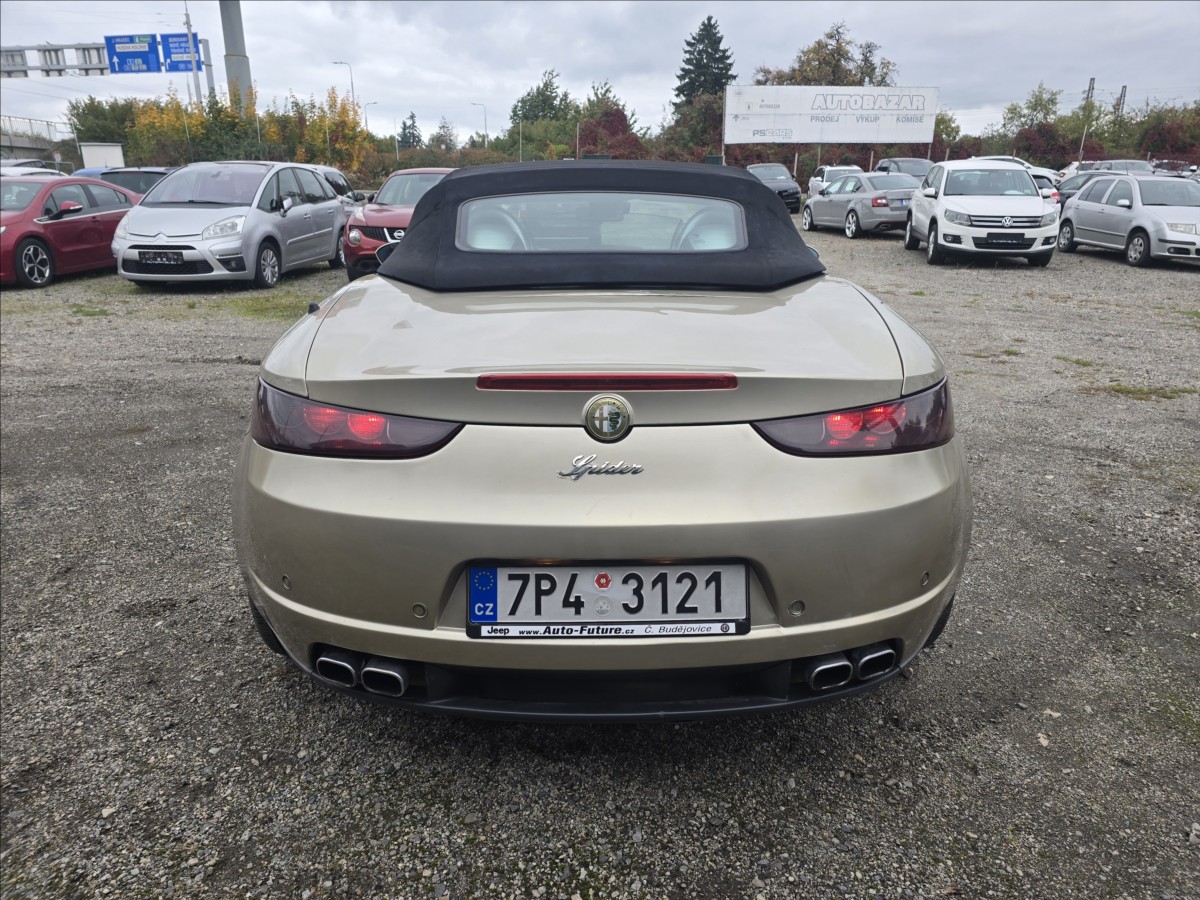 Alfa Romeo Spider