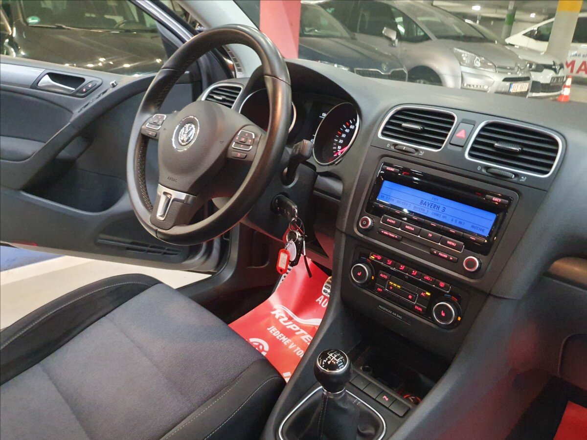 Volkswagen Golf Hatchback 1,2 l 63 kw