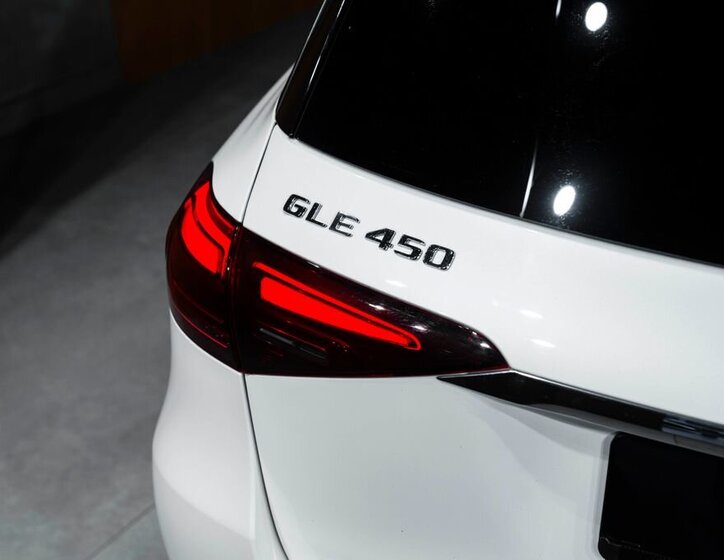 Mercedes-Benz GLE 33