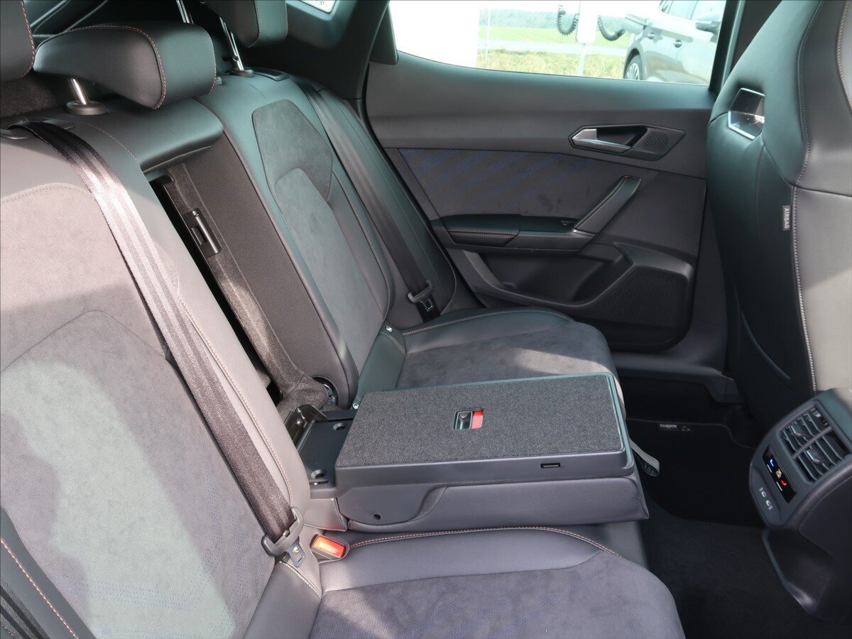 Cupra Formentor SUV / Terénní 2,0 l 195 kw