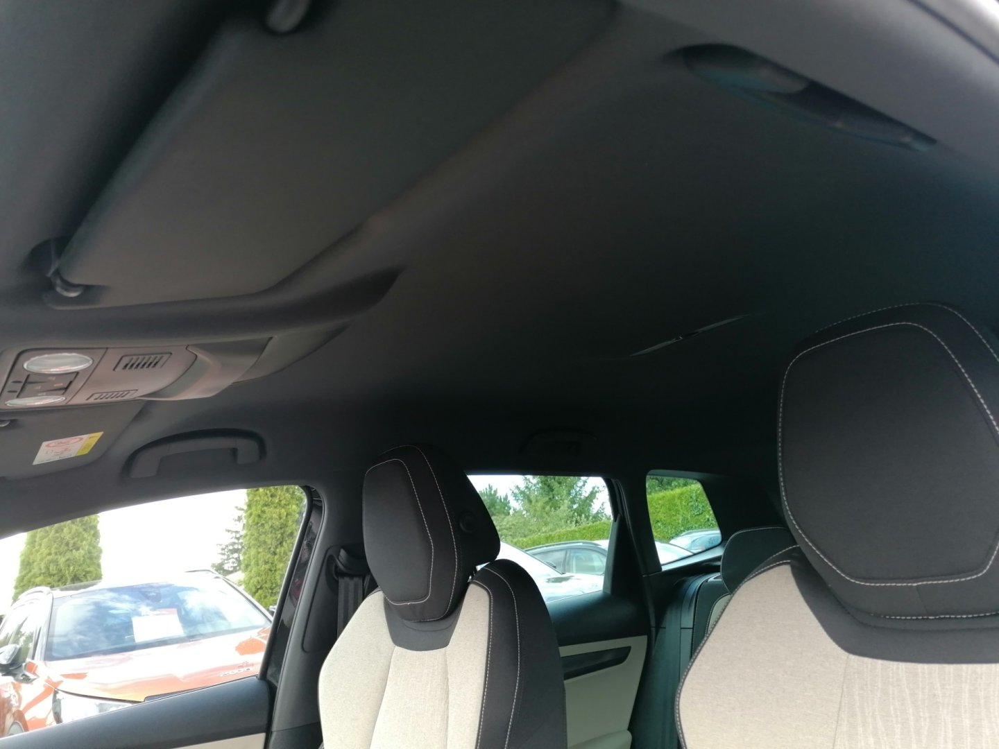 Škoda Karoq SUV 1,6 l 85 kw