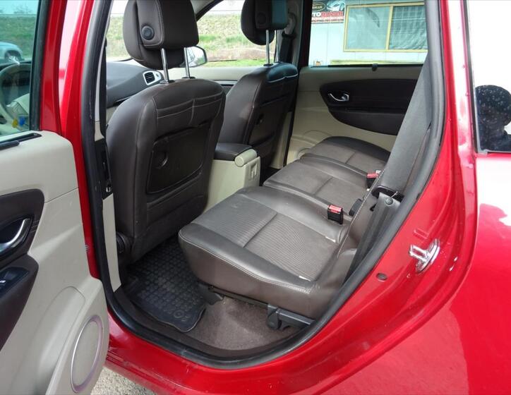 Renault Grand Scénic 11