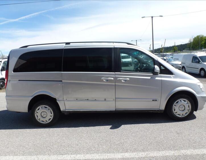 Mercedes-Benz Viano 7