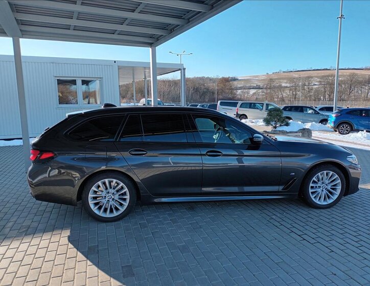 BMW Řada 5 Kombi 2,0 l 140 kw