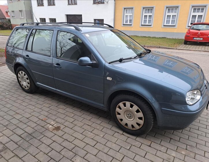 Volkswagen Golf 15