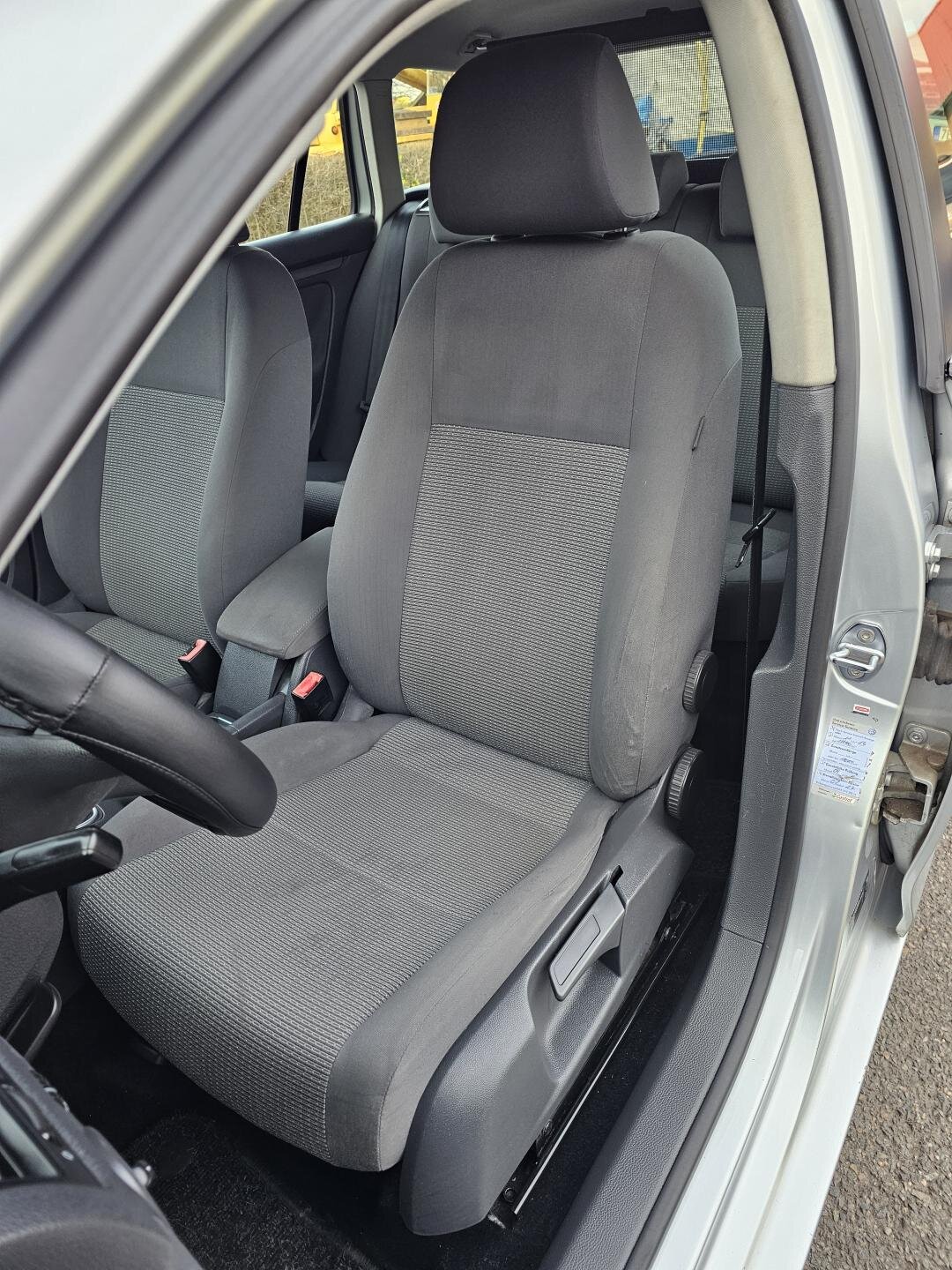 Volkswagen Golf Kombi 2,0 l 77 kw