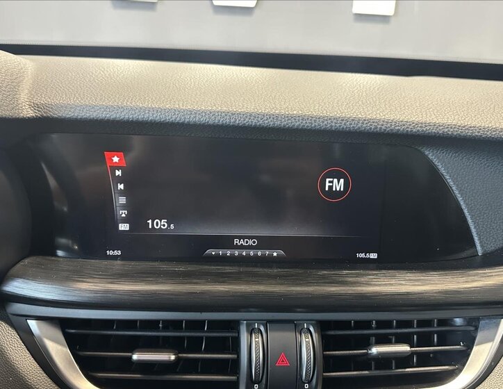 Alfa Romeo Stelvio SUV / Terénní 2,1 l 154 kw