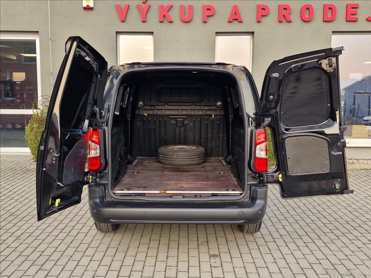 Opel Combo Skříň 1,5 l 75 kw