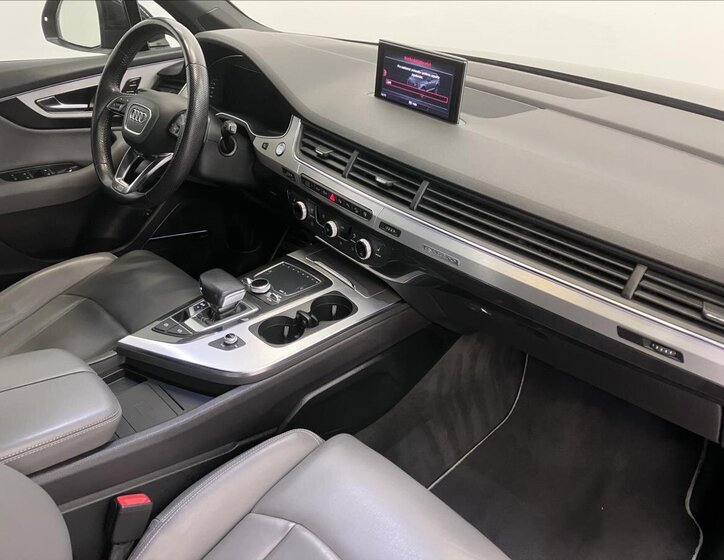 Audi Q7 SUV 3,0 l 200 kw