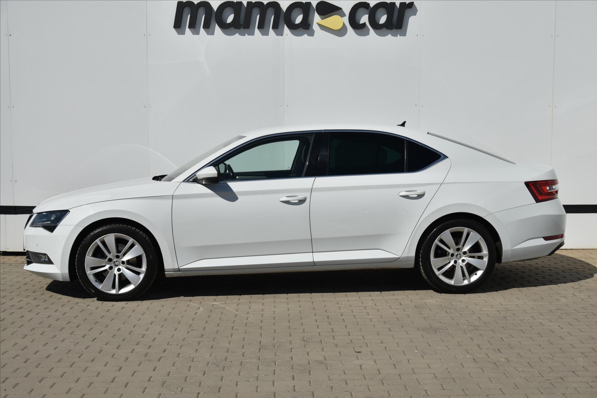 Škoda Superb Liftback 2,0 l 110 kw