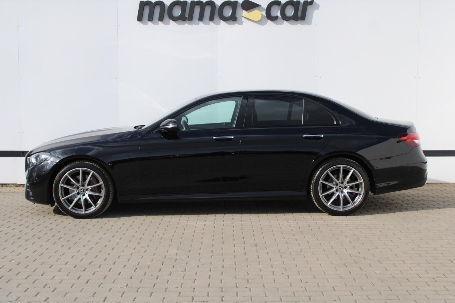 Mercedes-Benz Třídy E Sedan / Limuzína 2,0 l 143 kw