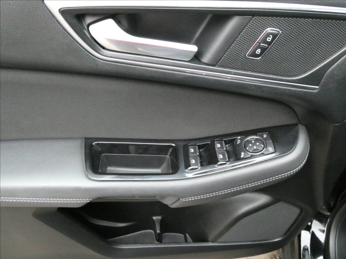 Ford S-MAX MPV 2,0 l 110 kw