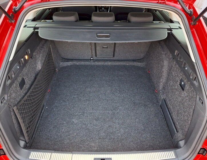 Škoda Superb Kombi 2,0 l 110 kw