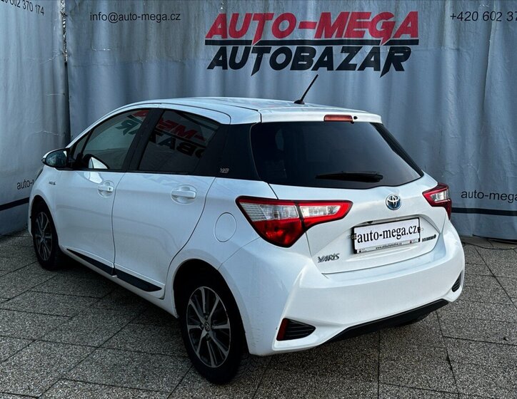 Toyota Yaris Kombi 1,5 l 54 kw