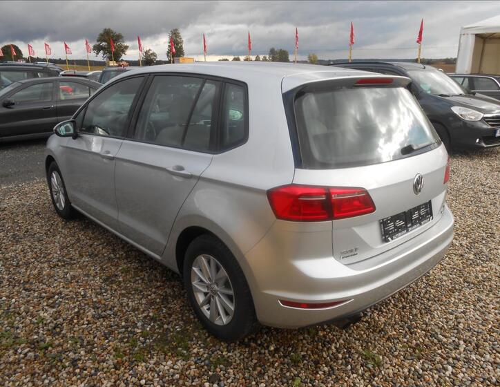 Volkswagen Golf Sportsvan 8