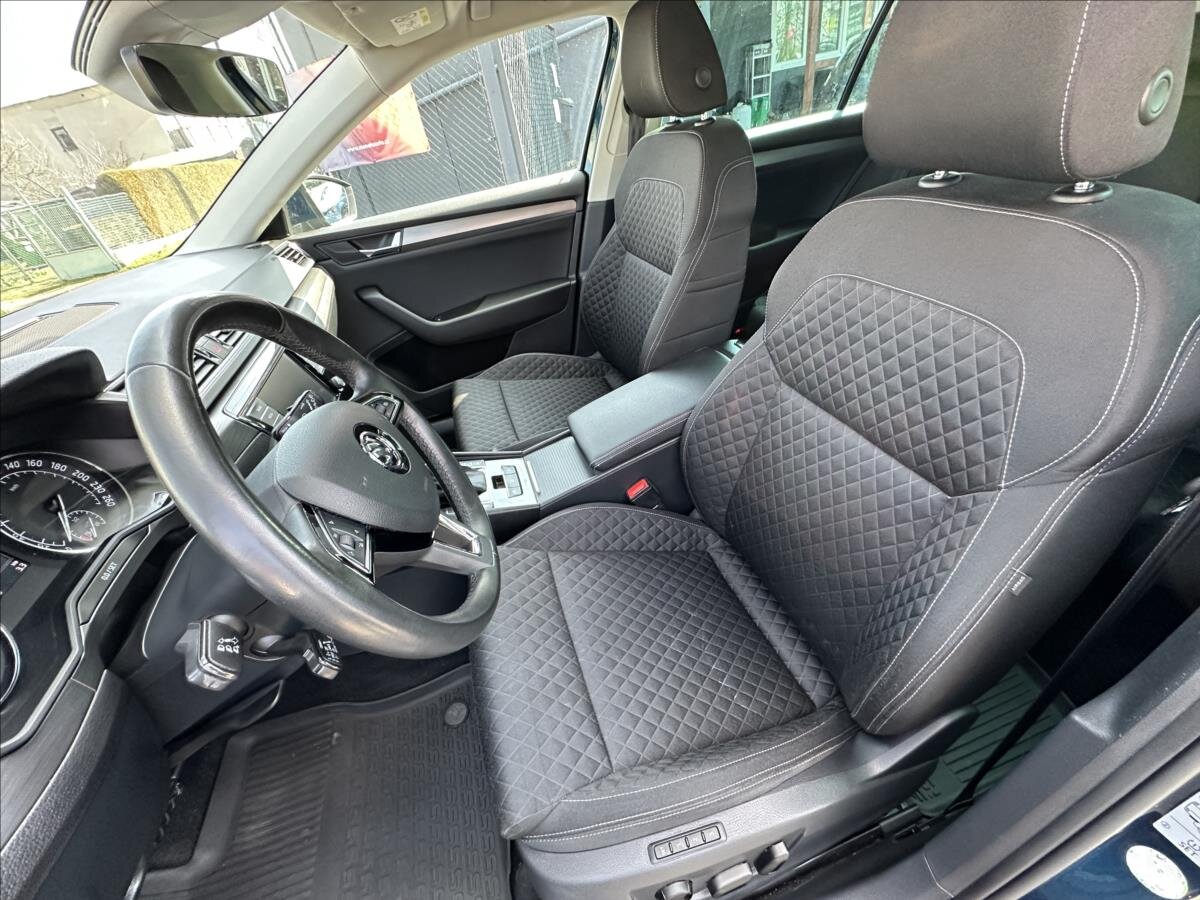 Škoda Superb Kombi 2,0 l 110 kw