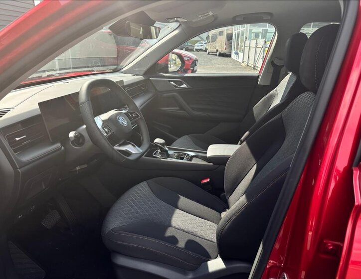 MG HS SUV 1,5 l 125 kw