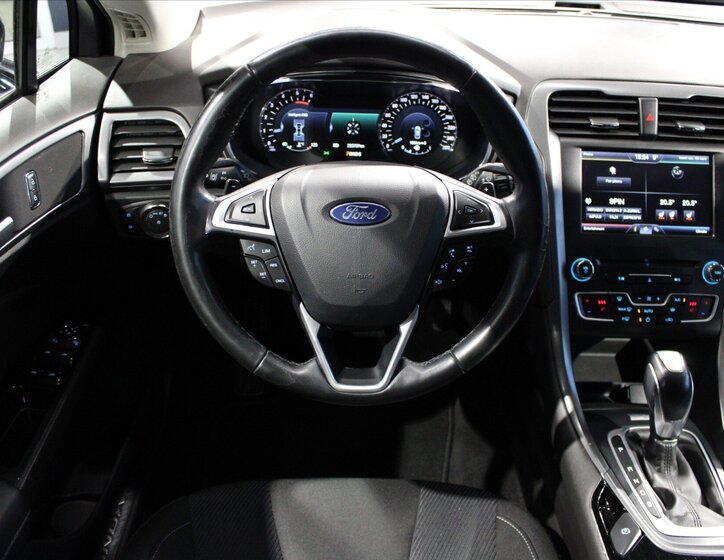 Ford Mondeo Kombi 2,0 l 132 kw