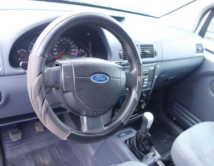 Ford Transit Connect 14