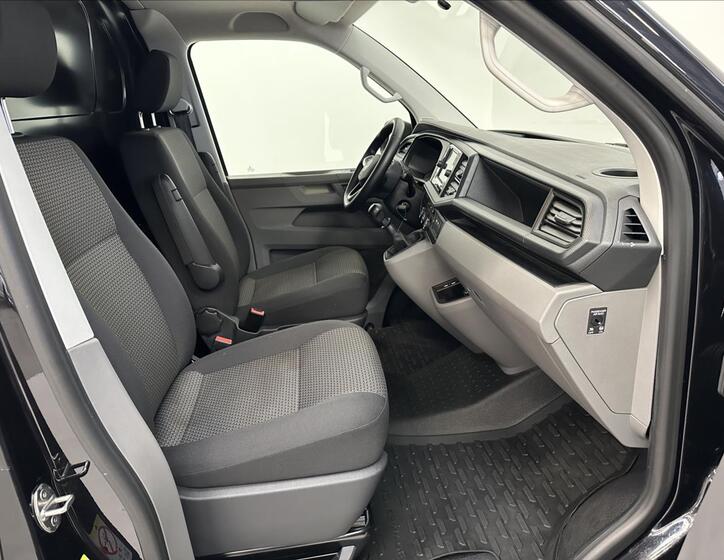 Volkswagen Transporter 19