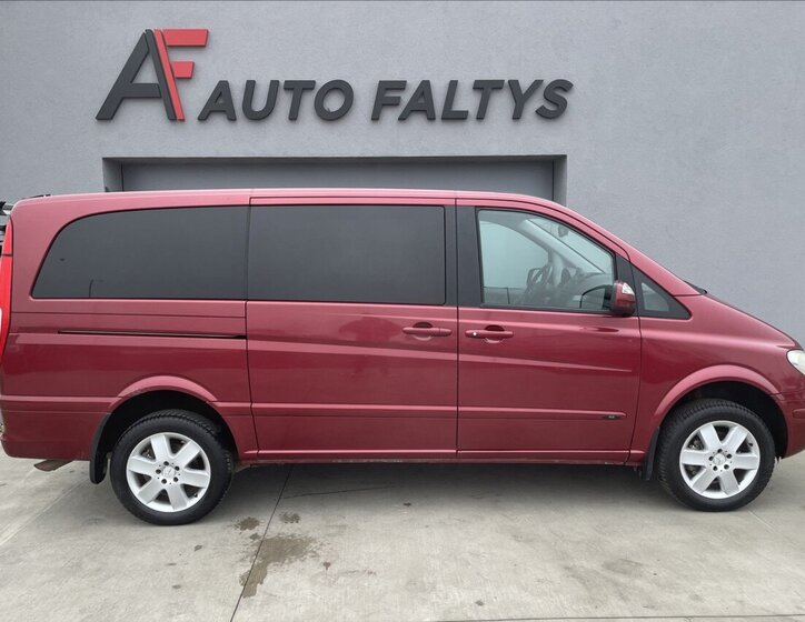 Mercedes-Benz Viano 2