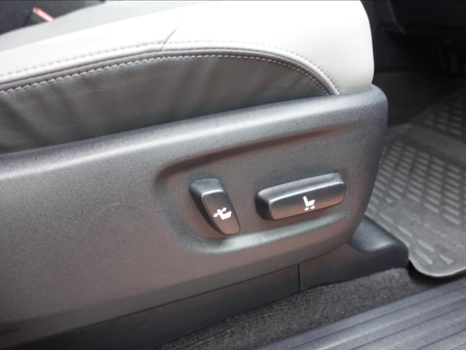 Toyota Land Cruiser 40