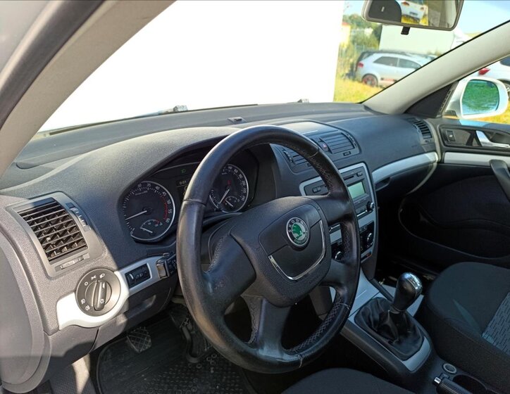 Škoda Octavia Liftback 1,6 l 77 kw