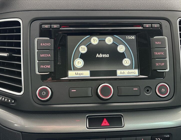 Volkswagen Sharan MPV 2,0 l 103 kw