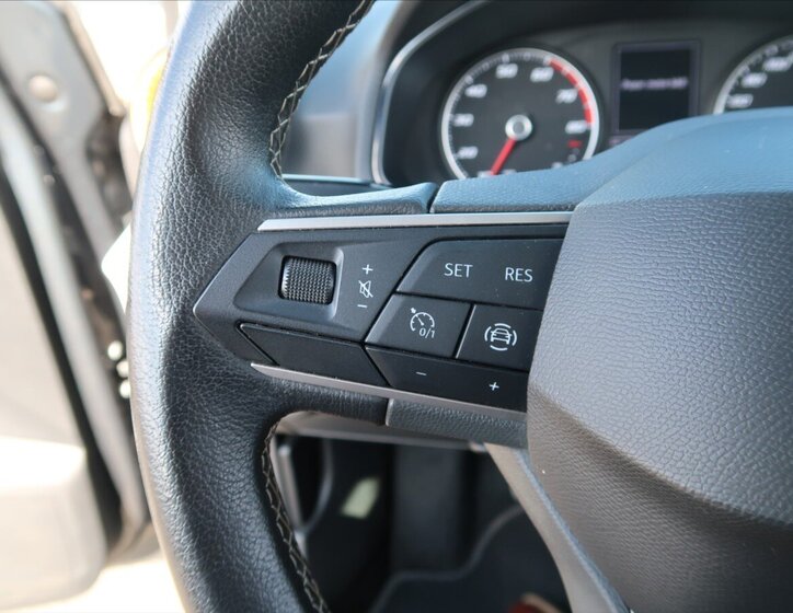 Seat Arona SUV / Terénní 999,0 70 kw