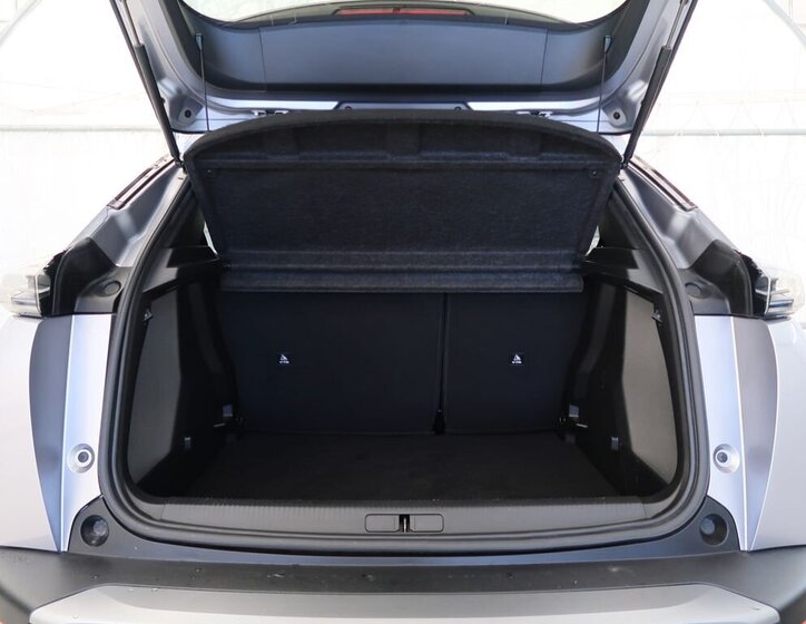 Peugeot 2008 SUV / Terénní 1,2 l 74 kw