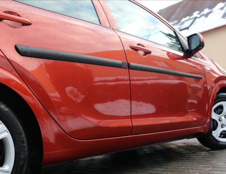 KIA Picanto Hatchback 998,0 49 kw