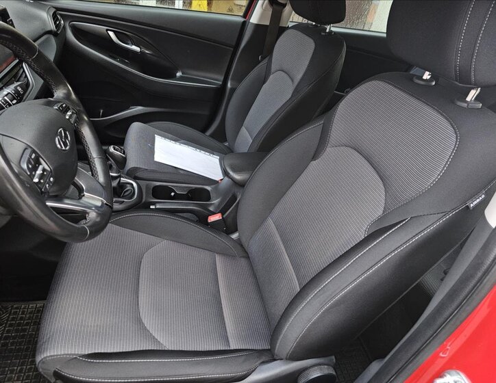 Hyundai i30 Hatchback 1,5 l 80 kw