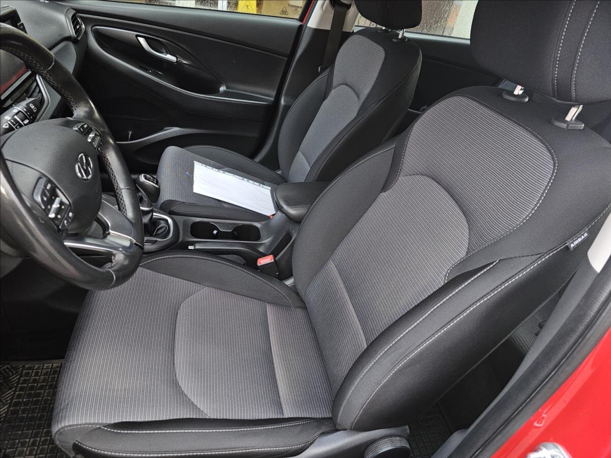 Hyundai i30 Hatchback 1,5 l 80 kw