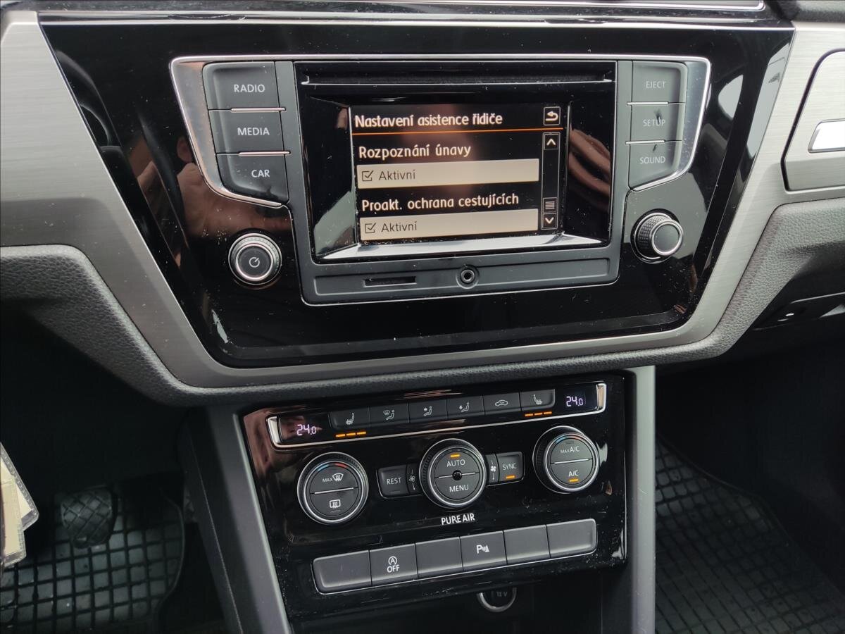 Volkswagen Touran MPV 1,2 l 81 kw