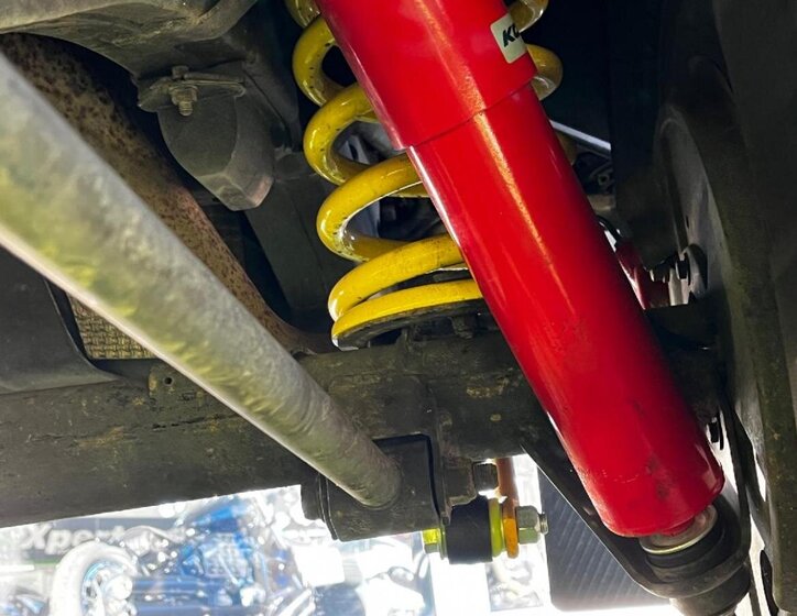 Land Rover Defender SUV / Terénní 2,2 l 90 kw