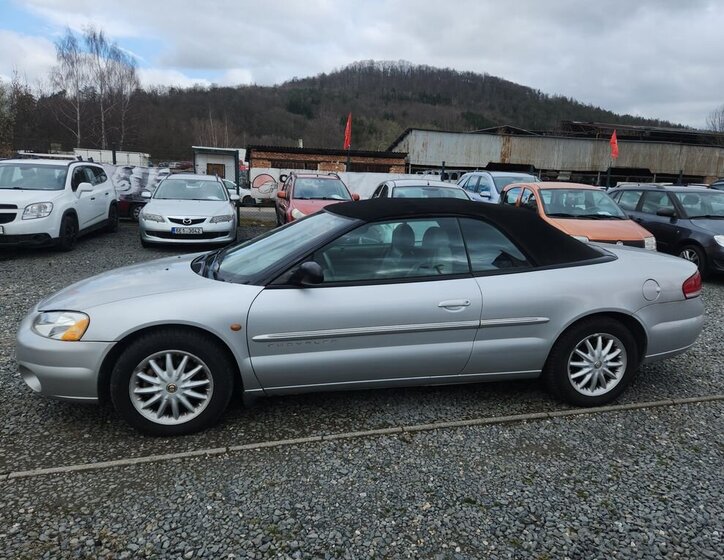 Chrysler Sebring Kabriolet 2,7 l 149 kw