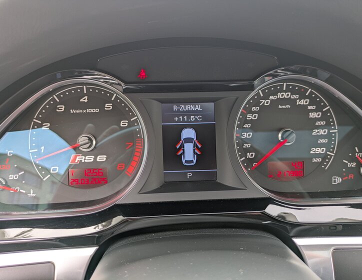 Audi RS6 Kombi 5,0 l 426 kw