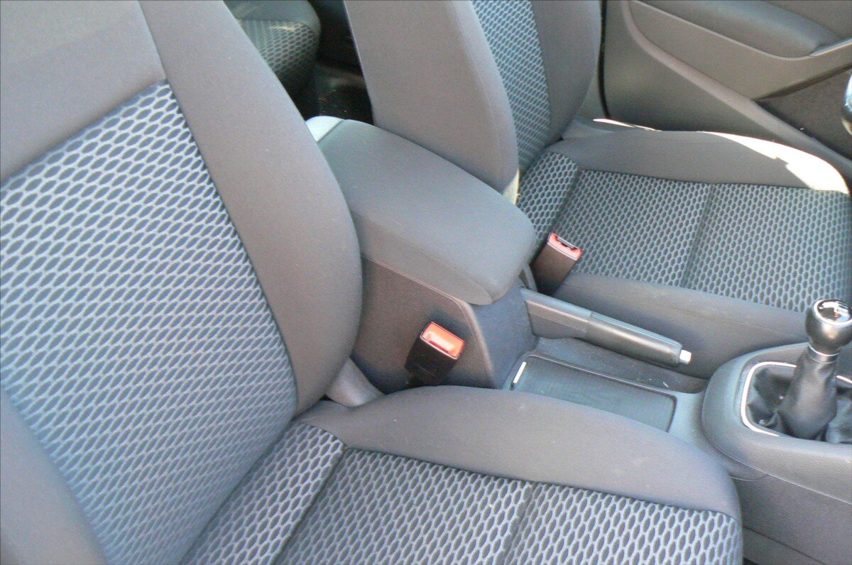 Volkswagen Golf Hatchback 1,4 l 59 kw