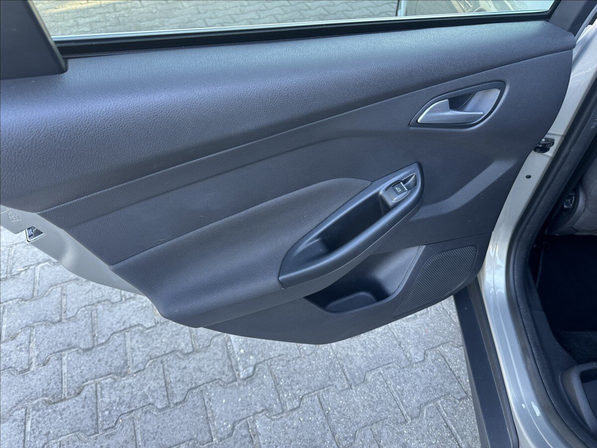 Ford Focus Kombi 1,5 l 110 kw