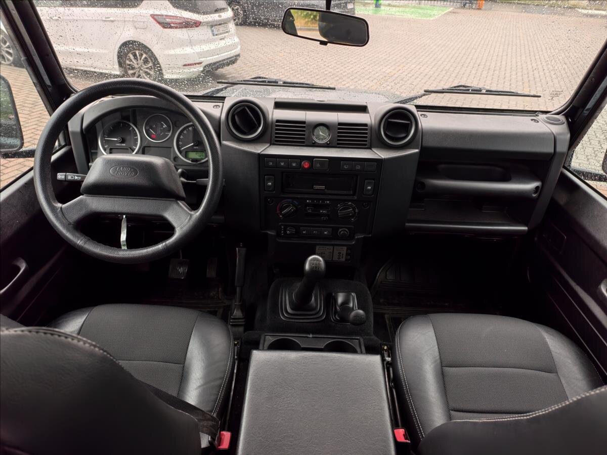 Land Rover Defender Ostatní 2,2 l 90 kw