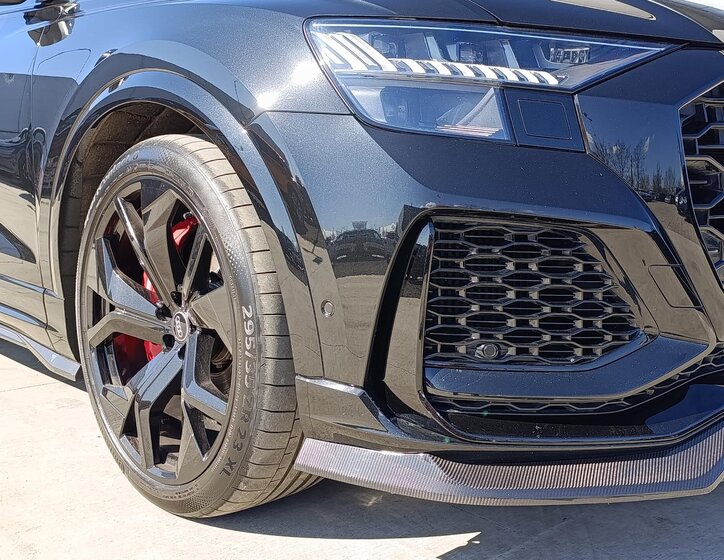 Audi RS Q8 SUV / Terénní 4,0 l 441 kw