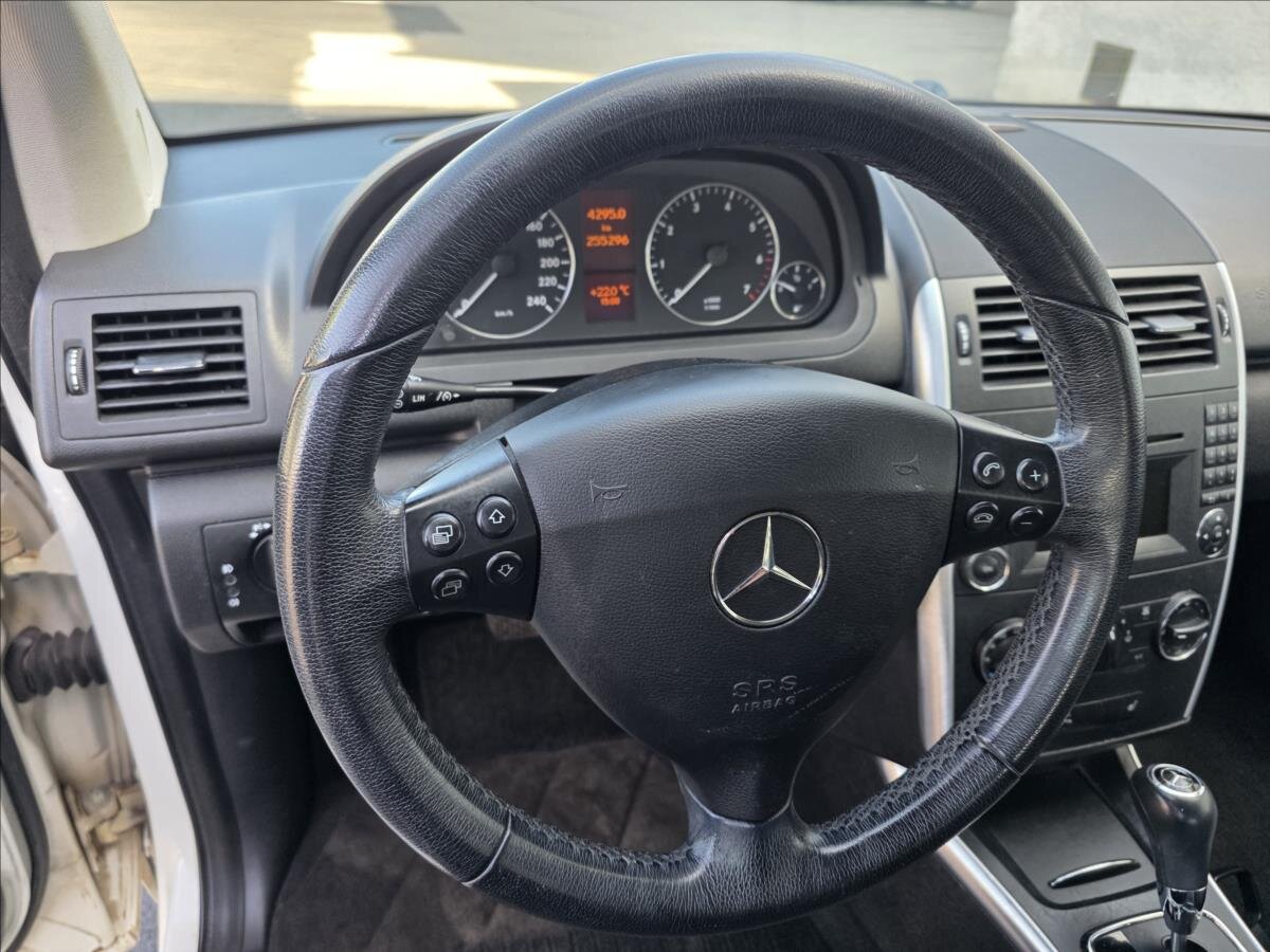Mercedes-Benz Třídy A Kombi 1,5 l 70 kw