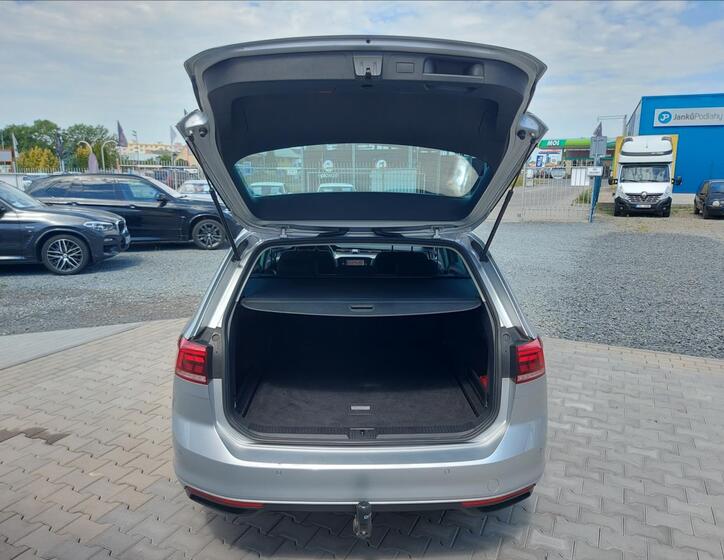 Volkswagen Passat 12