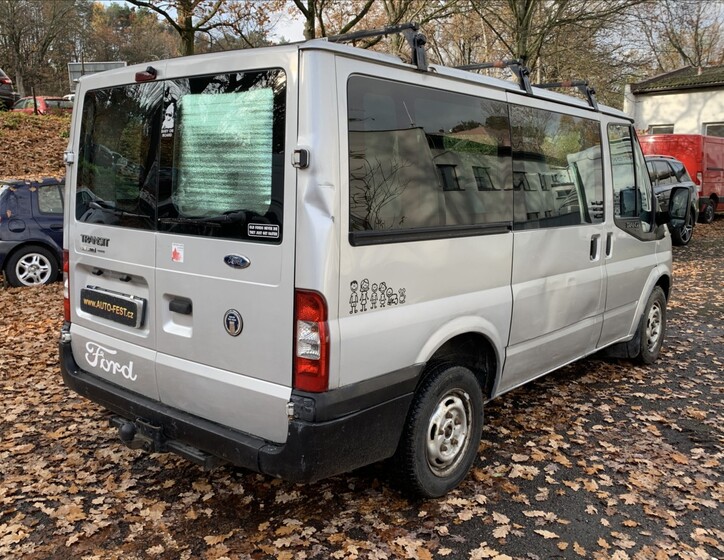 Ford Transit 8